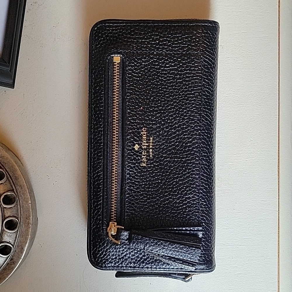 Kate Spade Chester Street Wallet